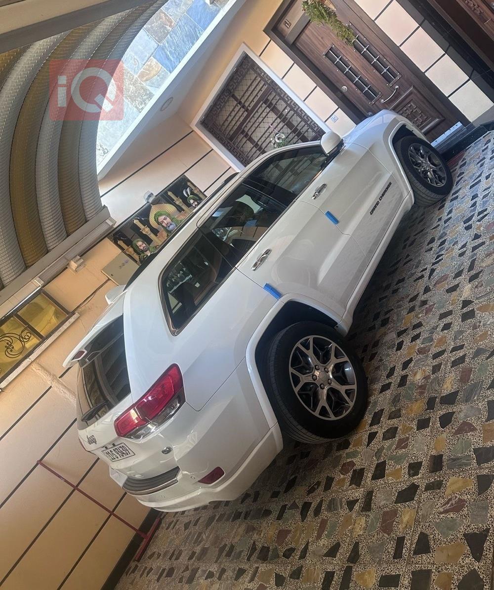 جيب جراند شيروكي